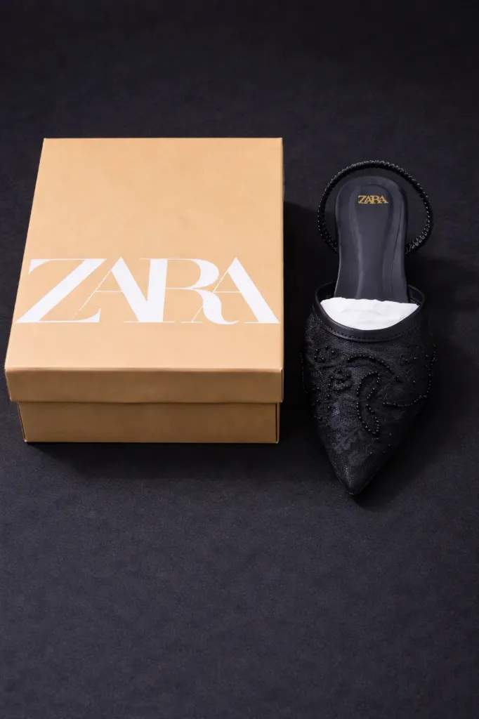 Zara Heels Black (36)