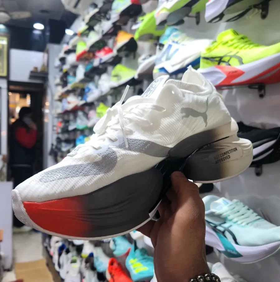 Nitro Performance Running Shoes – White & Black (6)